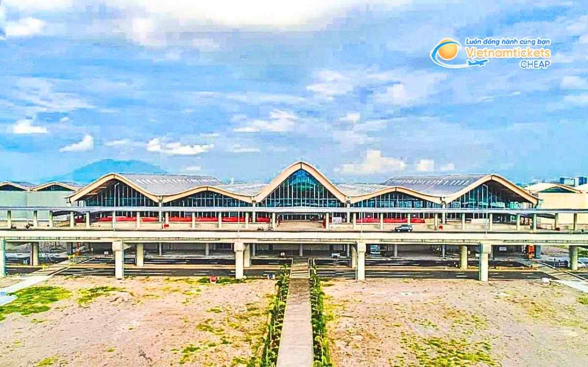 Bay đến La Union hạ cánh ở sân bay nào?