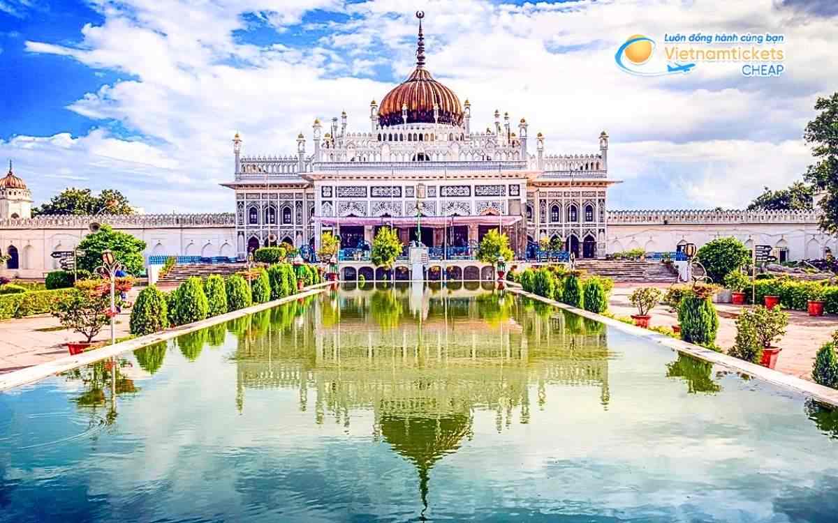 Vé máy bay đi Lucknow bao nhiêu tiền?