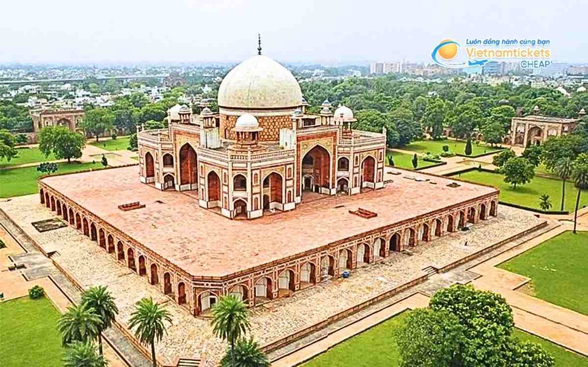 Vé máy bay đi Moradabad bao nhiêu tiền?