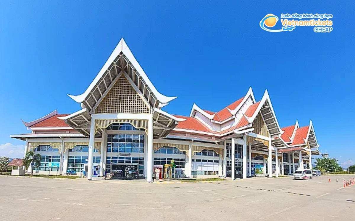 Bay đến Muang Beng hạ cánh ở sân bay nào?