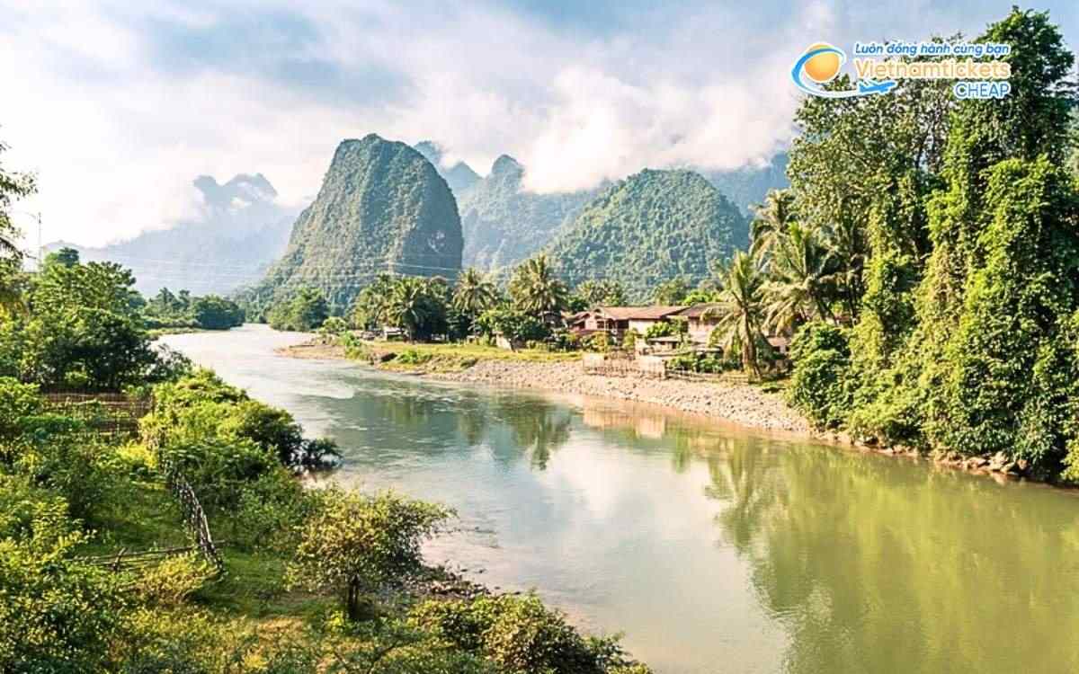 Vé máy bay đi Muang May bao nhiêu tiền?