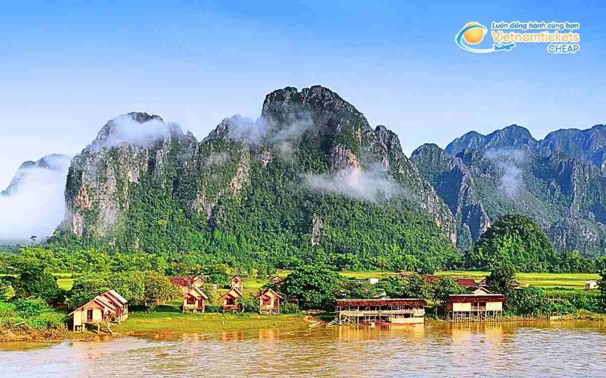 Vé máy bay đi Nam Bak bao nhiêu tiền?