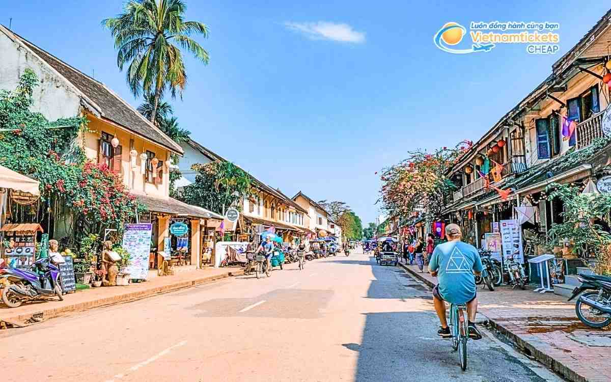 Vé máy bay đi Nane bao nhiêu tiền?