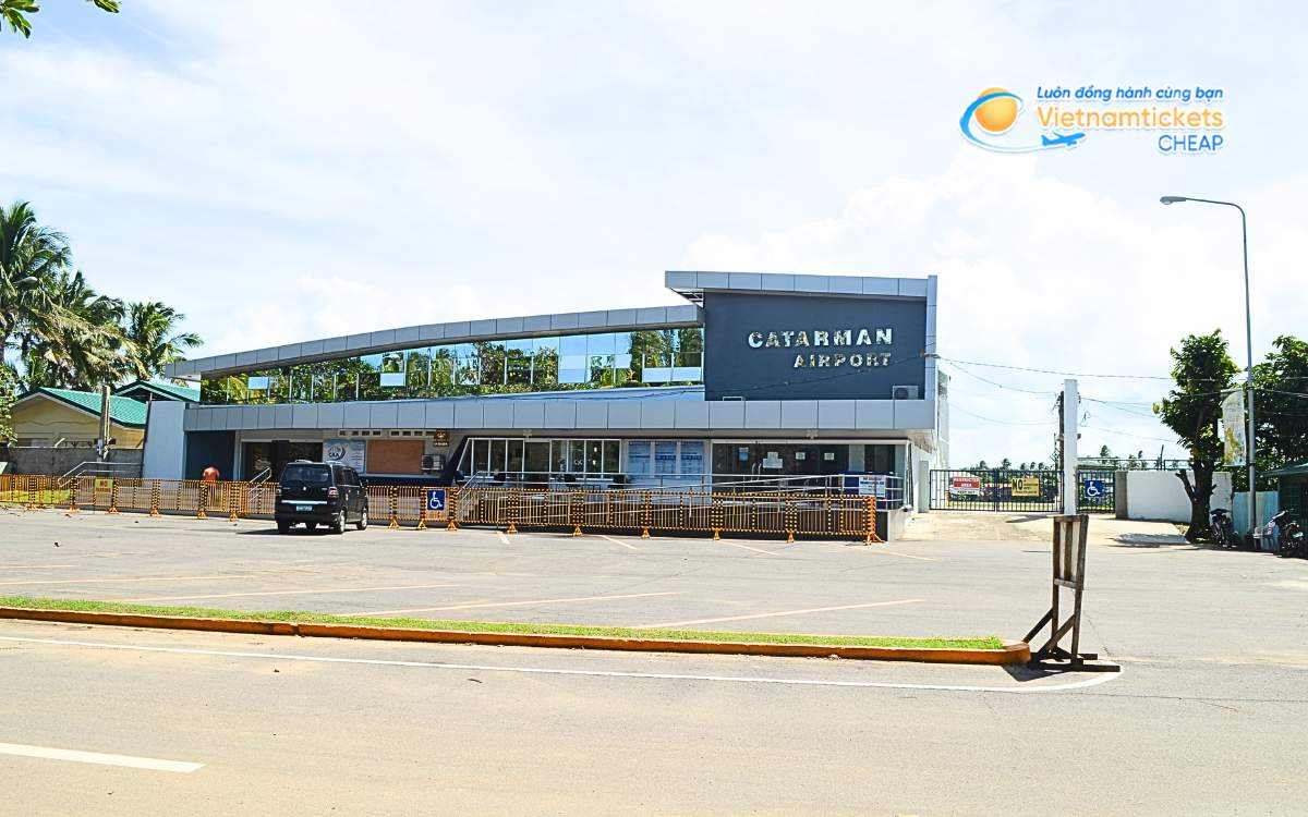 Bay đến Northern Samar hạ cánh ở sân bay nào?