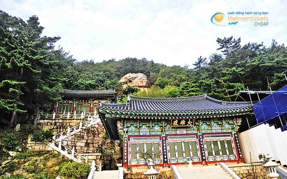 V&eacute; m&aacute;y bay đi Okcheon bao nhi&ecirc;u tiền?