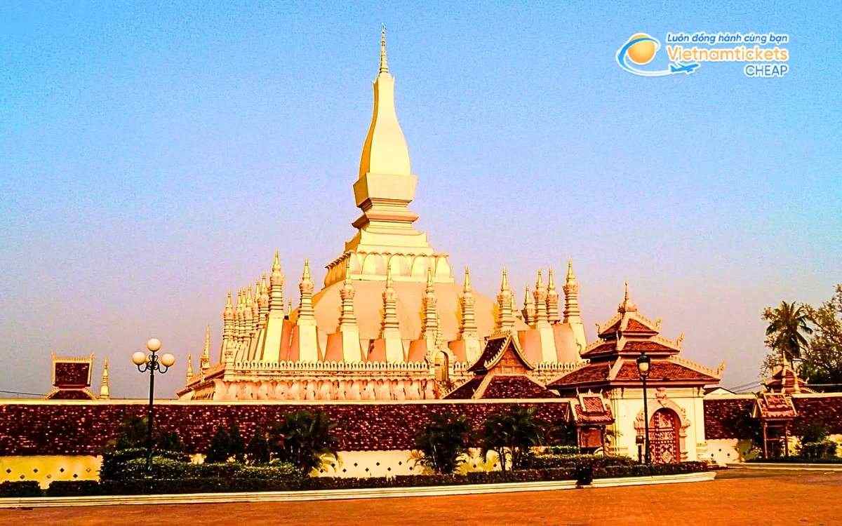 Vé máy bay đi Oudomxay bao nhiêu tiền?