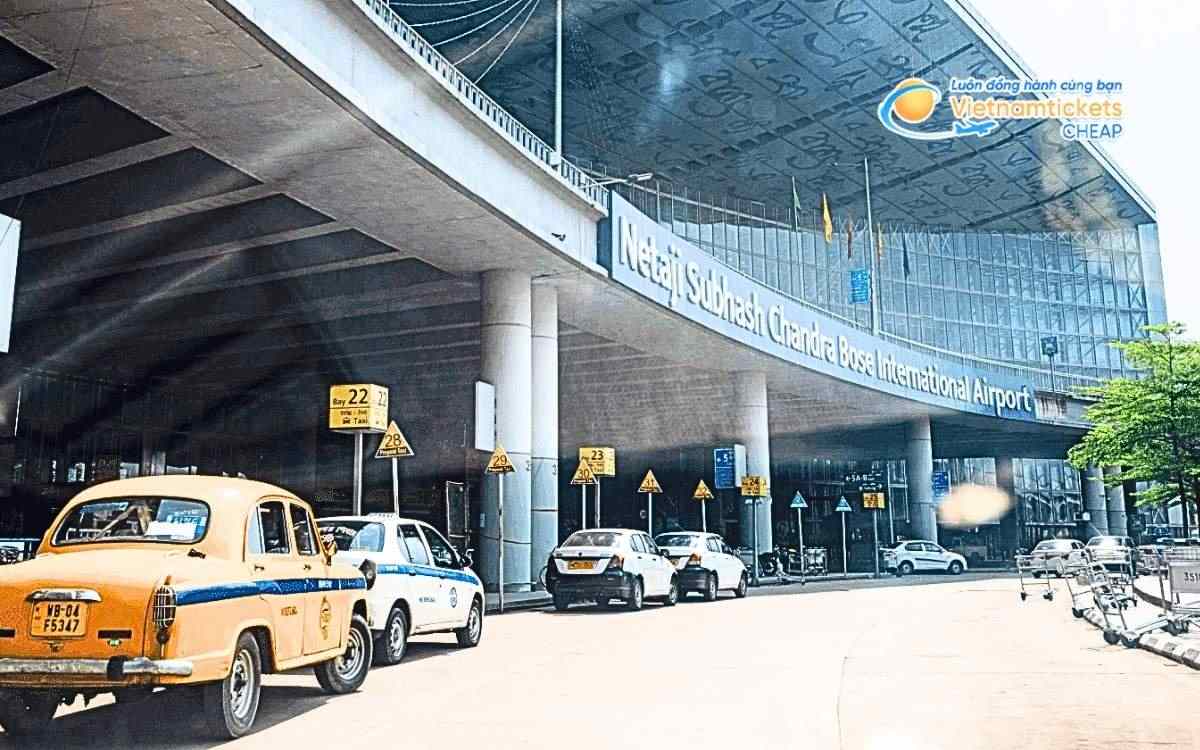 Bay đến Presidency hạ cánh ở sân bay nào?