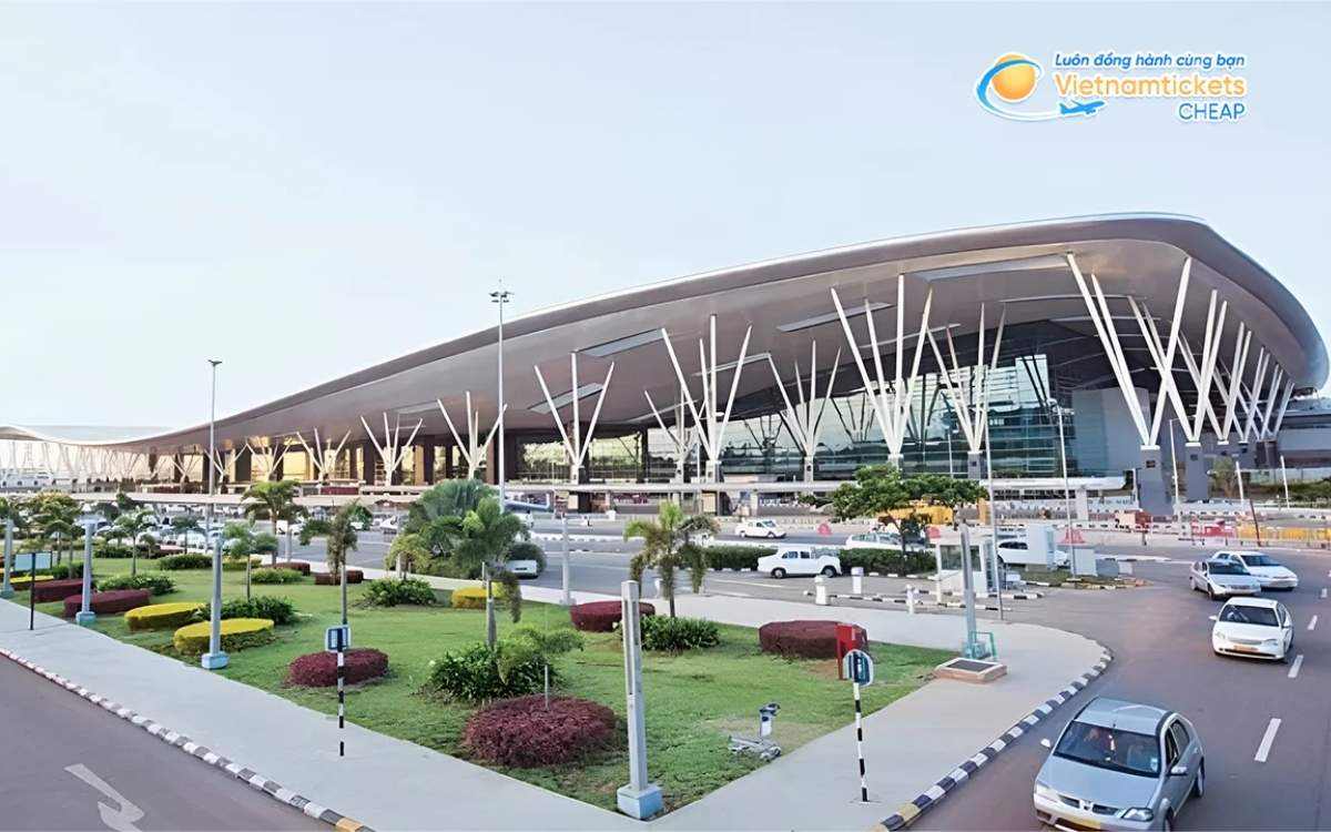 Bay đến Rajasthan hạ cánh ở sân bay nào?