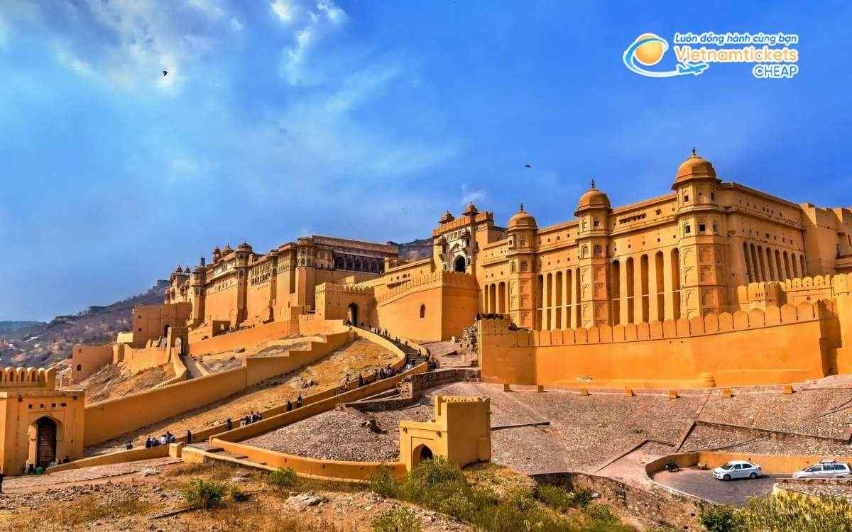 Vé máy bay đi Rajasthan bao nhiêu tiền?