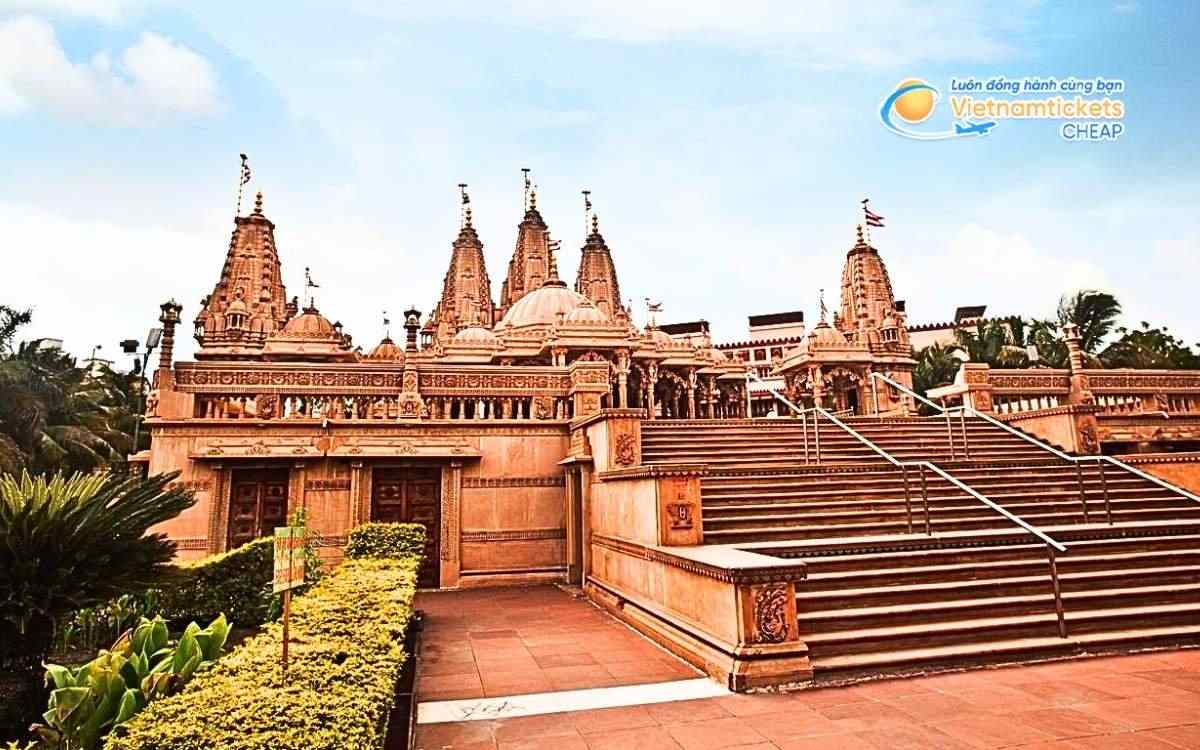 Vé máy bay đi Rajkot bao nhiêu tiền?