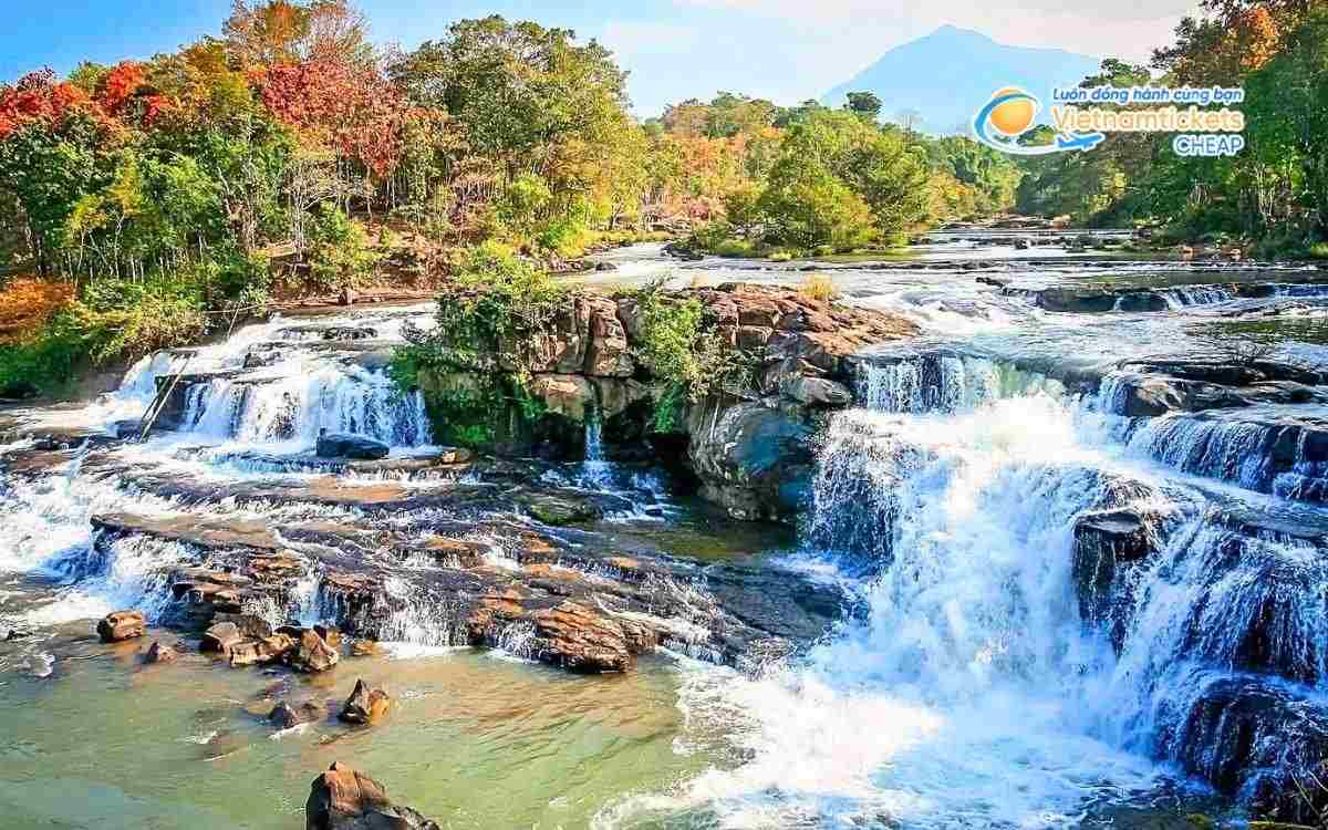 Vé máy bay đi Sa Mouay bao nhiêu tiền?