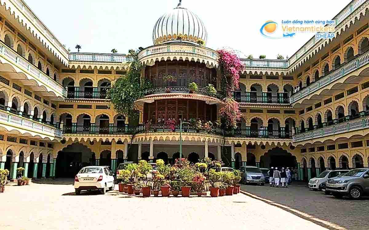 Vé máy bay đi Saharanpur bao nhiêu tiền?