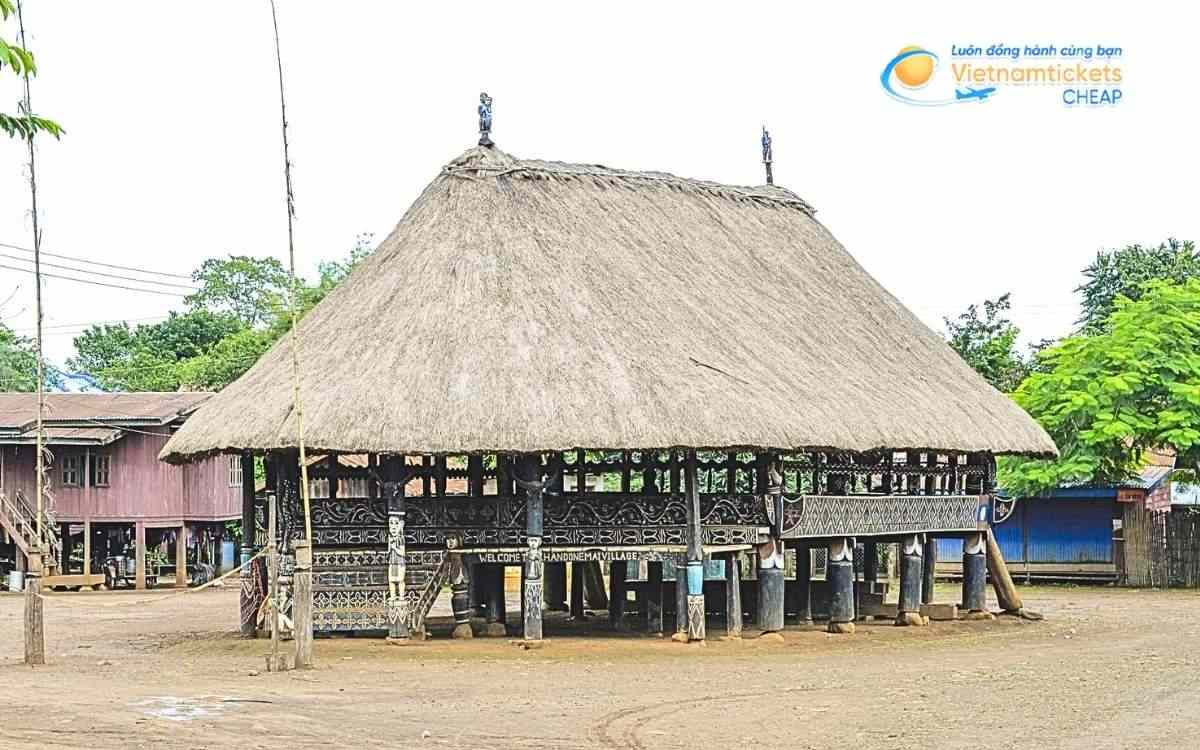 Vé máy bay đi Sekong bao nhiêu tiền?