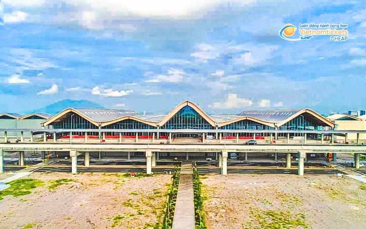 Bay đến Tarlac hạ cánh ở sân bay nào?
