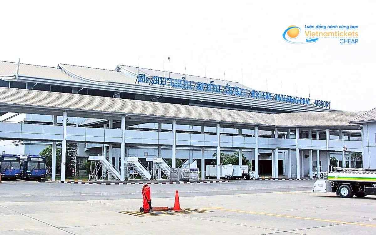 Bay đến Thongmyxay hạ cánh ở sân bay nào?