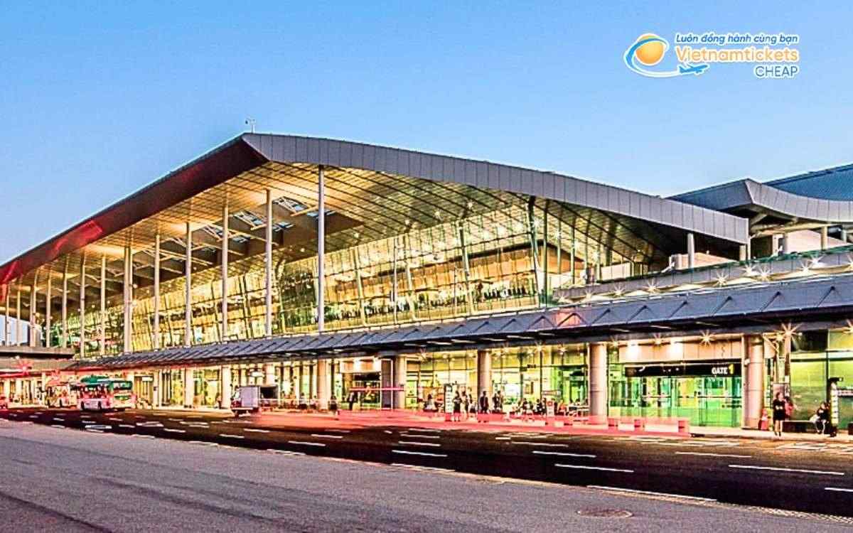 Bay đến Tongyeong hạ cánh ở sân bay nào?