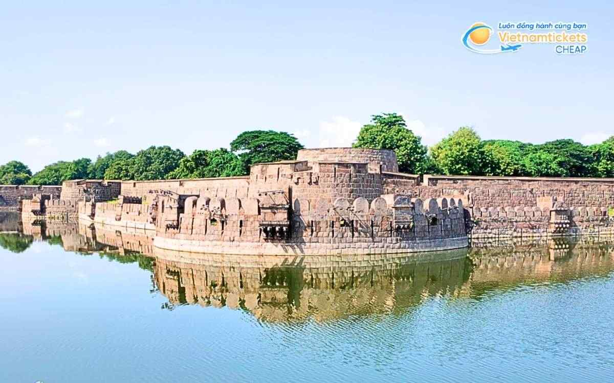 Vé máy bay đi Vellore bao nhiêu tiền?