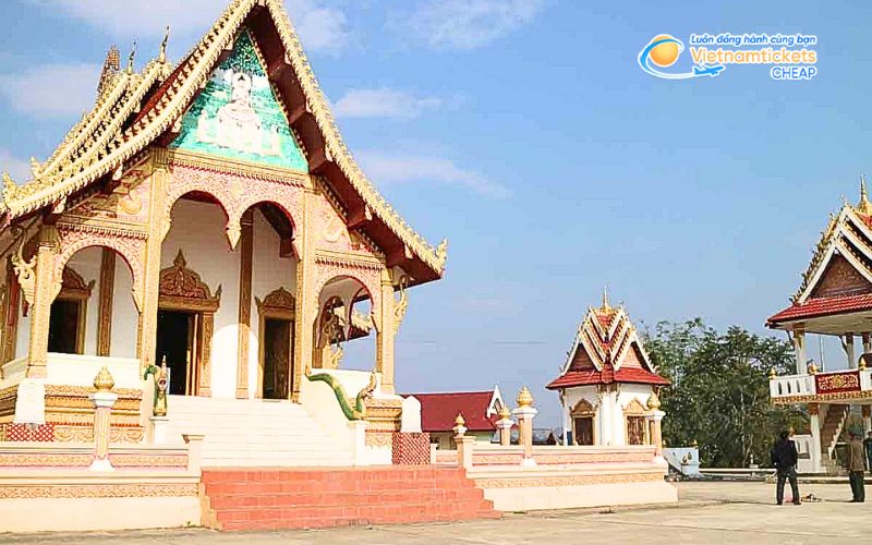 V&eacute; m&aacute;y bay đi Xam Neua bao nhi&ecirc;u tiền?