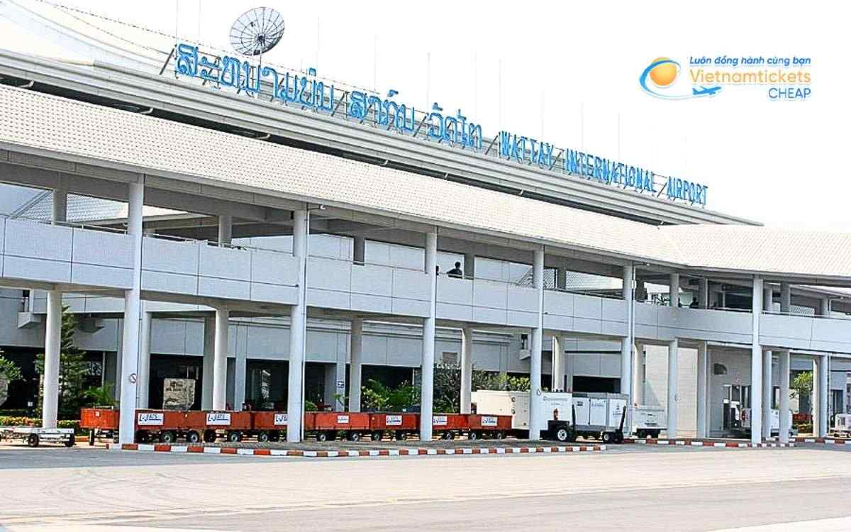Bay đến Xayabury hạ cánh ở sân bay nào?