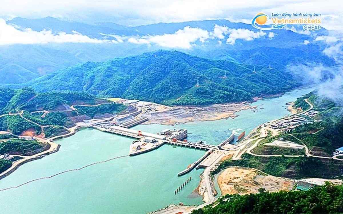 Vé máy bay đi Xayboury bao nhiêu tiền?