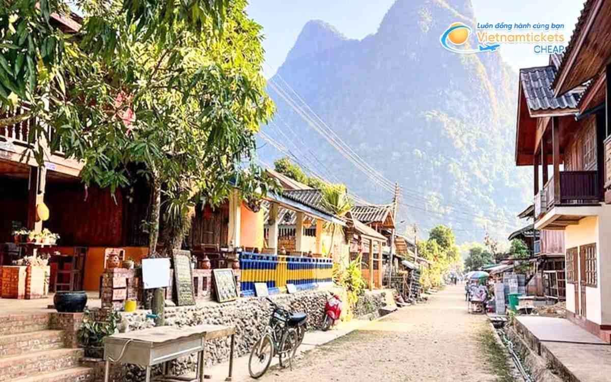 Vé máy bay đi Xiengnguen bao nhiêu tiền?