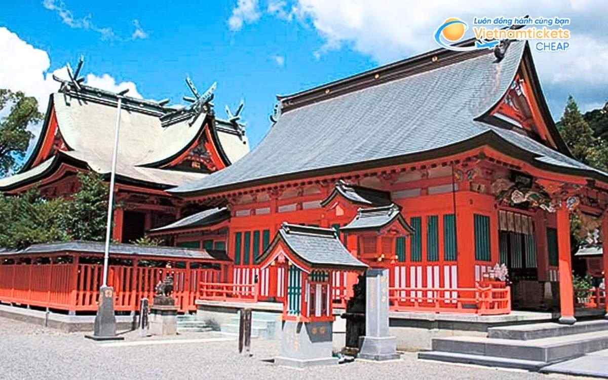 Vé máy bay đi Yatsushiro bao nhiêu tiền?