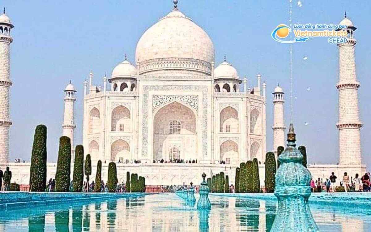 Vé máy bay Hà Nội Đi Ấn Độ bao nhiêu tiền?