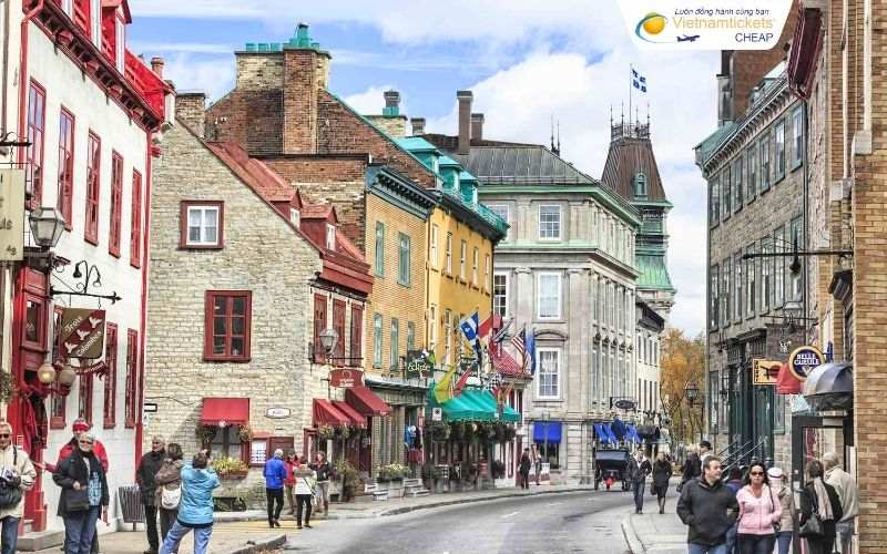 Thời điểm đặt vé máy bay đi Canada giá rẻ