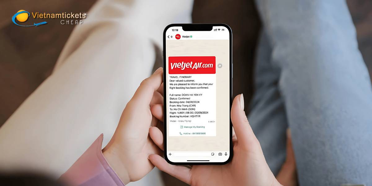 Check vé qua ứng dụng Vietjet Air