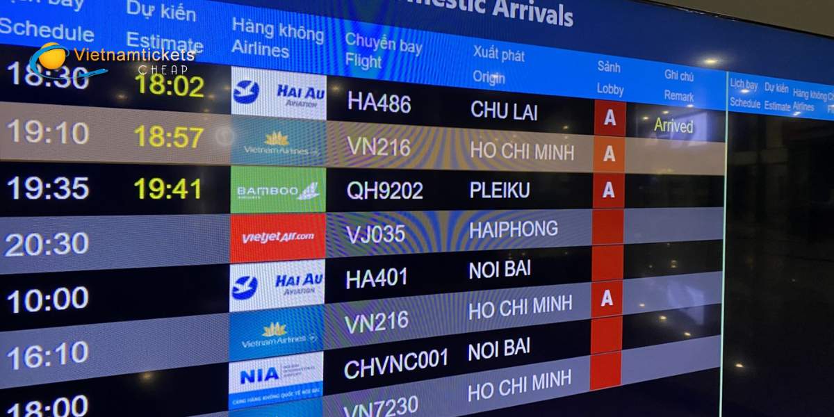 Xem thời gian chuyến bay trên bảng điện tử