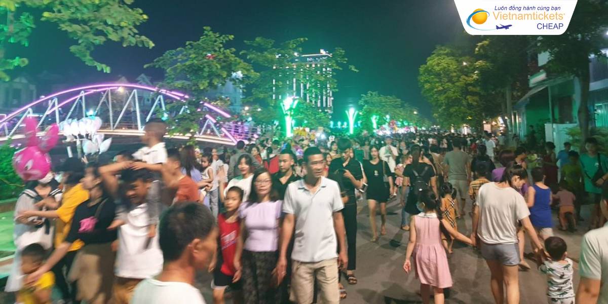 Phố đi bộ Đồng Hới