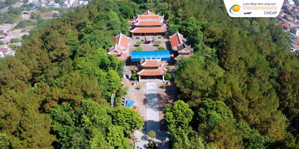 Núi Quyết đền thờ vua Quang Trung
