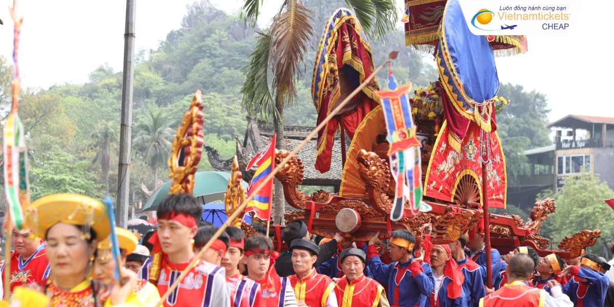 Lễ hội Chùa Thầy