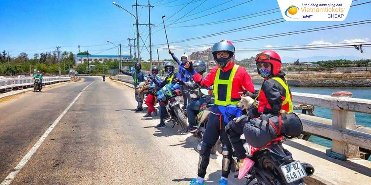 Đi xe máy tới Cần Thơ