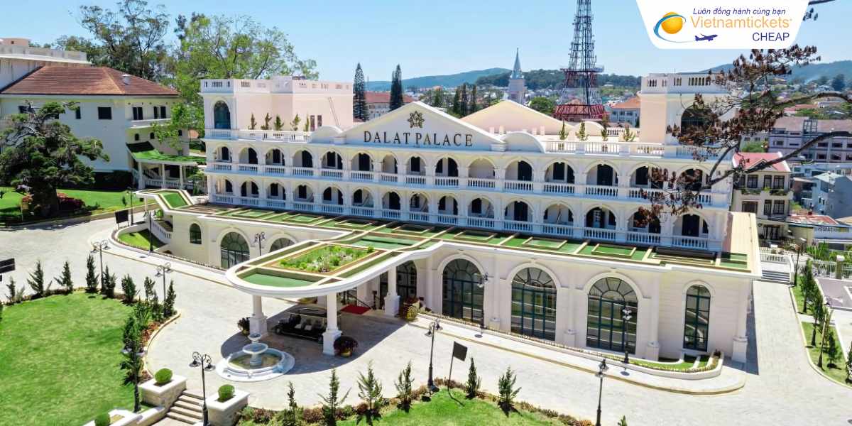 Khách sạn Dalat Palace