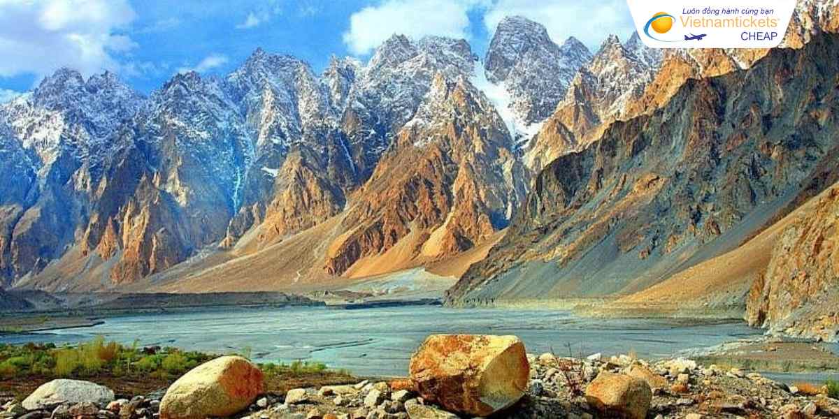 Hunza Valley ở Pakistan